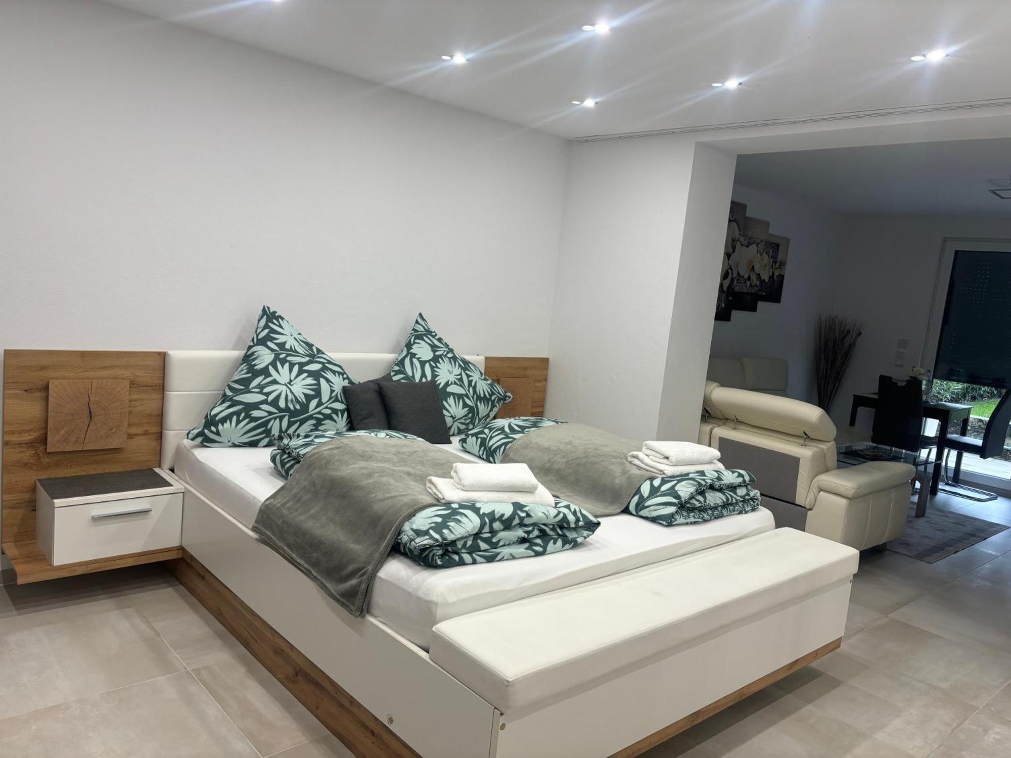 Lenti Duesseldorfer Apartment'S 외부 사진